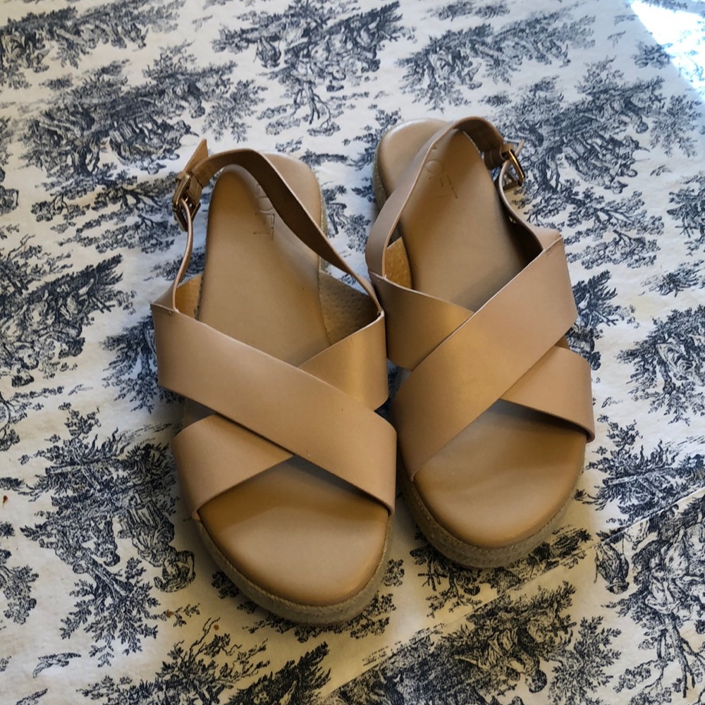 Loft women’s size 10 espadrille sandals